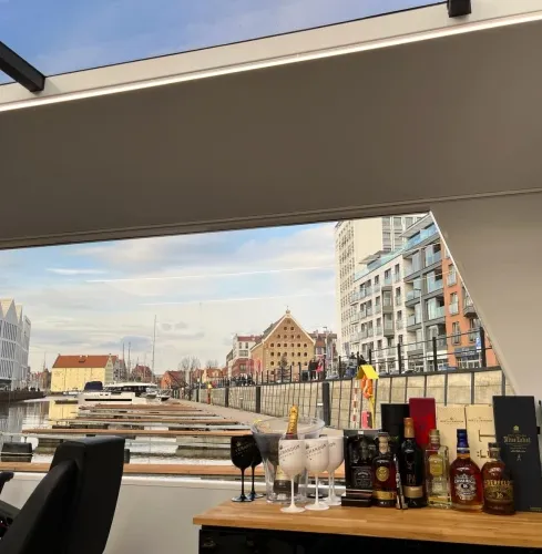 Gdańsk Trójmiasto KAWALERSKI REJS Z TANCERKĄ Gdańsk Trójmiasto KAWALERSKI REJS Z TANCERKĄ