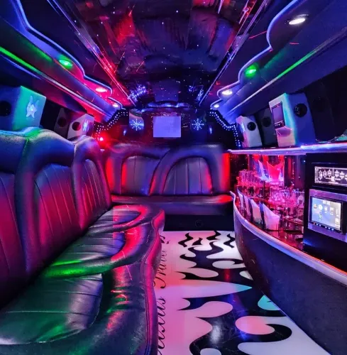 Łódź HUMMER Z TANCERKĄ Łódź HUMMER Z TANCERKĄ