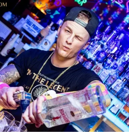 Praga VIP KLUB Z TANCERKĄ