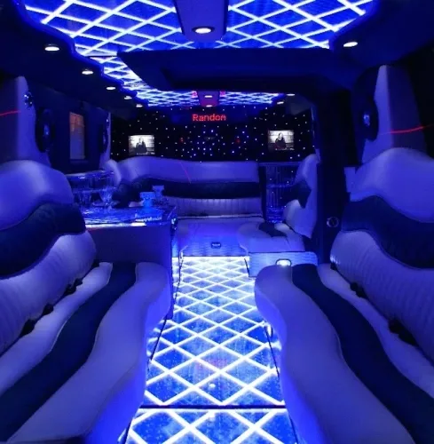 Amsterdam RANGE ROVER XXX LIMO (TRANSFER Z LOTNISKA) Amsterdam RANGE ROVER XXX LIMO (TRANSFER Z LOTNISKA)