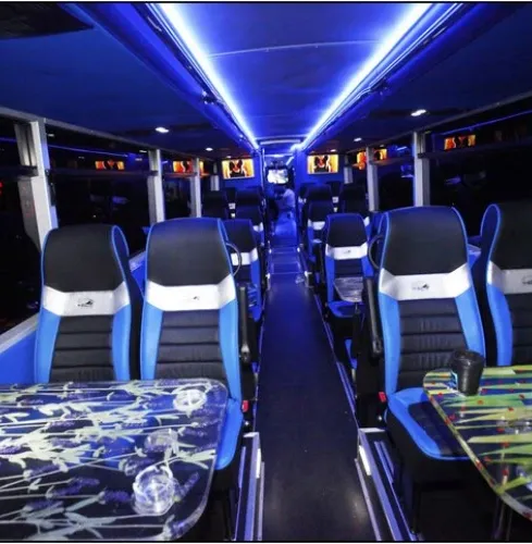 Amsterdam PARTY BUS (TRANSFER Z LOTNISKA)