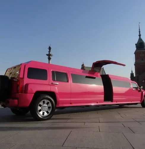 Warszawa RÓŻOWY HUMMER